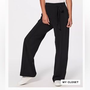 Lululemon wide leg pant